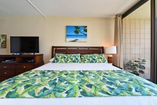 Valley Isle 407 · VI 407 BeachFront Studio w Pool - 6