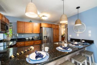 Kihei Resort 127 · KRS 127 Relaxing 1BD Condo w AC Pool Beach Ne - 3