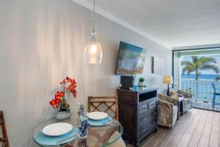 Lahaina Shores 215 · LS 215 Direct Beachfront Views Remodeled St - 1