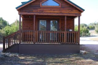Log Cabin for Family Glamping Vacation near San Antonio - 3