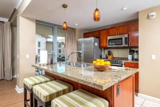 KBM Resorts Spacious 3-Bedroom Honua Kai Collection Multi Unit Listing Same Floor Ocean Views 2 Free Rental Cars HKH-52024 - 6