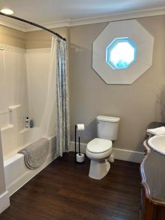 Historic Cottage Rental with Lovely River Views in Wrightsville, Ohio - 2