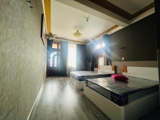 Royal Hotel And Spa - 9