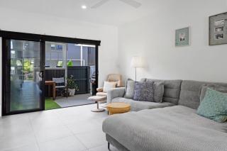 Coastal Castaway - 5