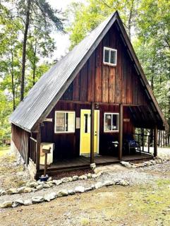 Gorgeous Secluded Cabin with Hiking Trails Near in Frenchburg, Kentucky - 4