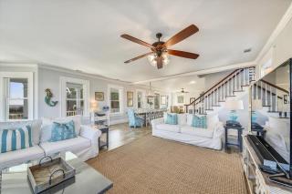 7 Palmwood Court - 7