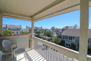 Madelyn's Oceanview - 5