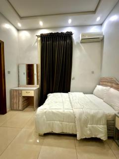 Mega Villa 5 Bedroom Stand Alone Duplex - 9