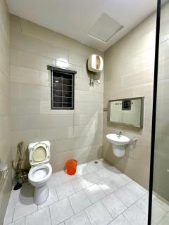 Mega Villa 5 Bedroom Stand Alone Duplex - 2