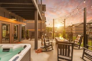 Sleeps 21 - Heated Pool - Hot Tub - Mountain Views - 3
