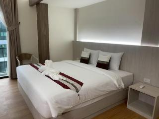 Salty Sand Krabi Hotel - 9