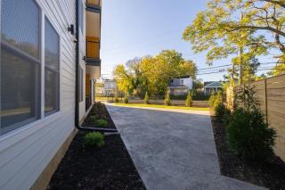 Forest Hill Apt - 202 - Tourist Homes of Richmond - 3