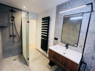 Petite maison indépendante avec garage attenant - 5