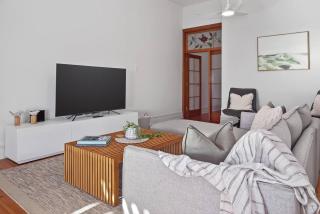 Seavista on the Esplanade - Sunlit Beachfront Escape - 3