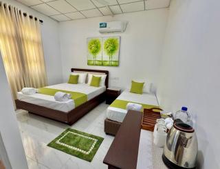 Lake Breeze Villa - 9