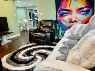 Near horseshoe and Hardrock Casino State line Escape 4 Bedroom 3 bathroom - 3