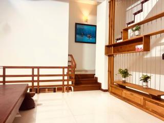 Sunrise Homestay with 4 Bedrooms - 9