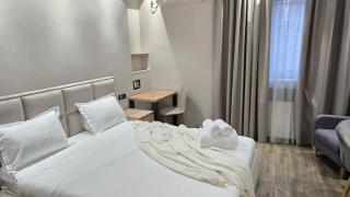 Downtown modern studio - 8