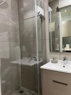 Executive Studio at One Rosebank - 5