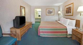 Knights Inn South Houston TX - 5