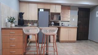 The Prestige Escape Elegant Living at Bains Lodge - 8