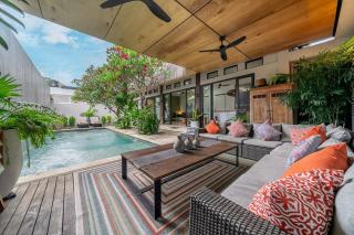 Villa 121 - Modern 1BR Villa Near Batu Belig Beach - Seminyak - 0