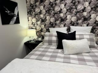 Mount Central but Peaceful - 1