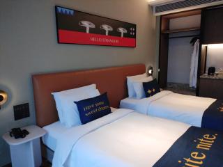 Chongqing Justom Family Serviced Apartments 3 - 4