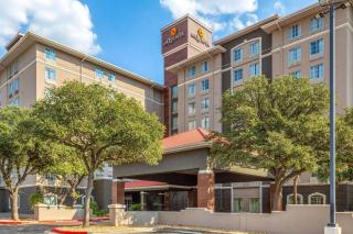 La Quinta by Wyndham San Antonio Airport - 9