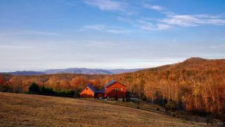 Sublime Vacation Rental for Unforgettable Family or Group Vacations in Dobson, North Carolina - 3