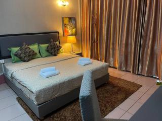 Pickyard Guest House - 6