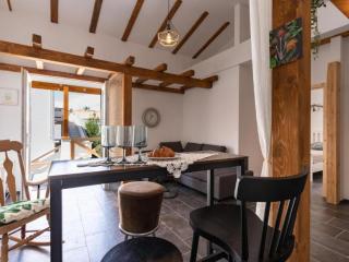 Two Bedroom Apartment With Loggia And Sea View - 9