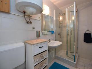 One Bedroom Apartment With Terrace - 1