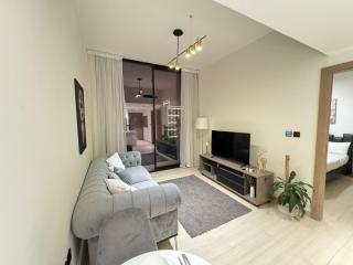 DVR 1BR Apartment Available in Binghatti Corner - 3