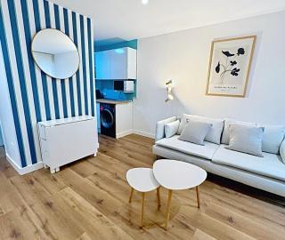 Bajo reformado con terraza en Mogro - 0