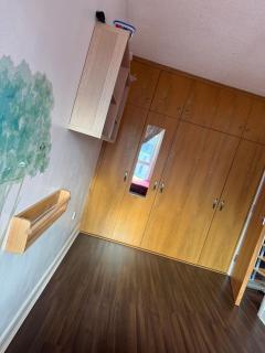 Charming Edinburgh Apartment with Electric Heating Free WiFi - 5