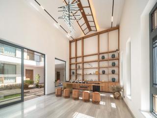 Yinlu Hongyuan (East Gate Store of the Old Town of Lijiang) - 6