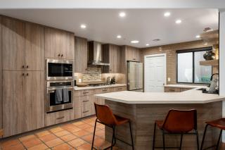 Exclusive Boulders Retreat near Downtown Cave Creek hiking scenic views. - 7