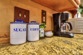 Rare Log Cabin Treasure Close to Grand Canyon Now with Wi-Fi - 1