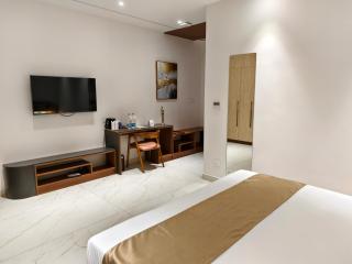 CASTELO Inn - Nedumbassery - 8