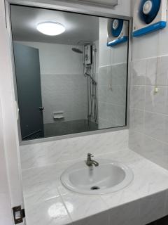 Rayong Condo Chain Phe - 1