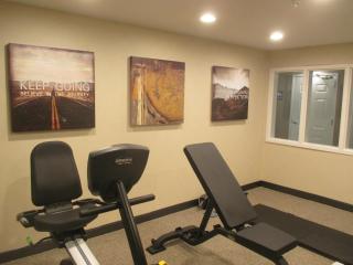 Best Western Hilliard Inn & Suites - 4