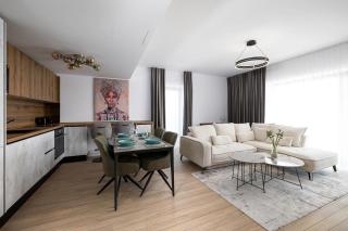 ONYX 57 - SkyView luxurious 2BR Suite Cathedral View private parking - 0