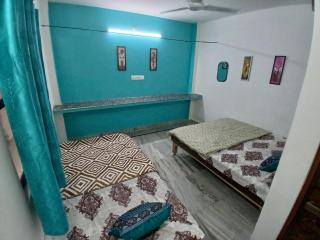 Kashvi Home Stay - 7
