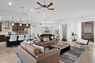 Agave - Paradise Valley Biltmore area luxury home and amazing pool family friendly - 1