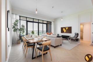 Vogue Vacation Homes, Emirates Hills, Vida The Hills Residence near Marina and JBR, Three Bedroom Apartment with Balcony and Golf Club View, Access to all Amenities - 9
