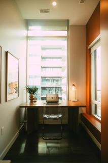 Cozy Penthouse DT Halifax with Free Parking - 5