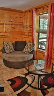 Riverfront Vacation Rental with Gas Fireplace in Eureka Springs, Arkansas - 2