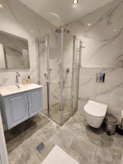 הדקל והים אילת - 1