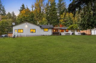 Moonlight Farmhouse, Relax, Recharge & Reconnect - 1